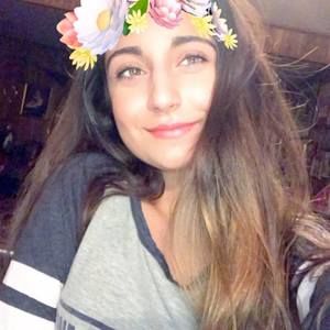 Meet your Posher, Arianna